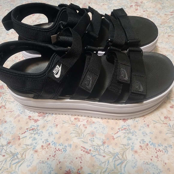 Icon sandals - Picture 2 of 4